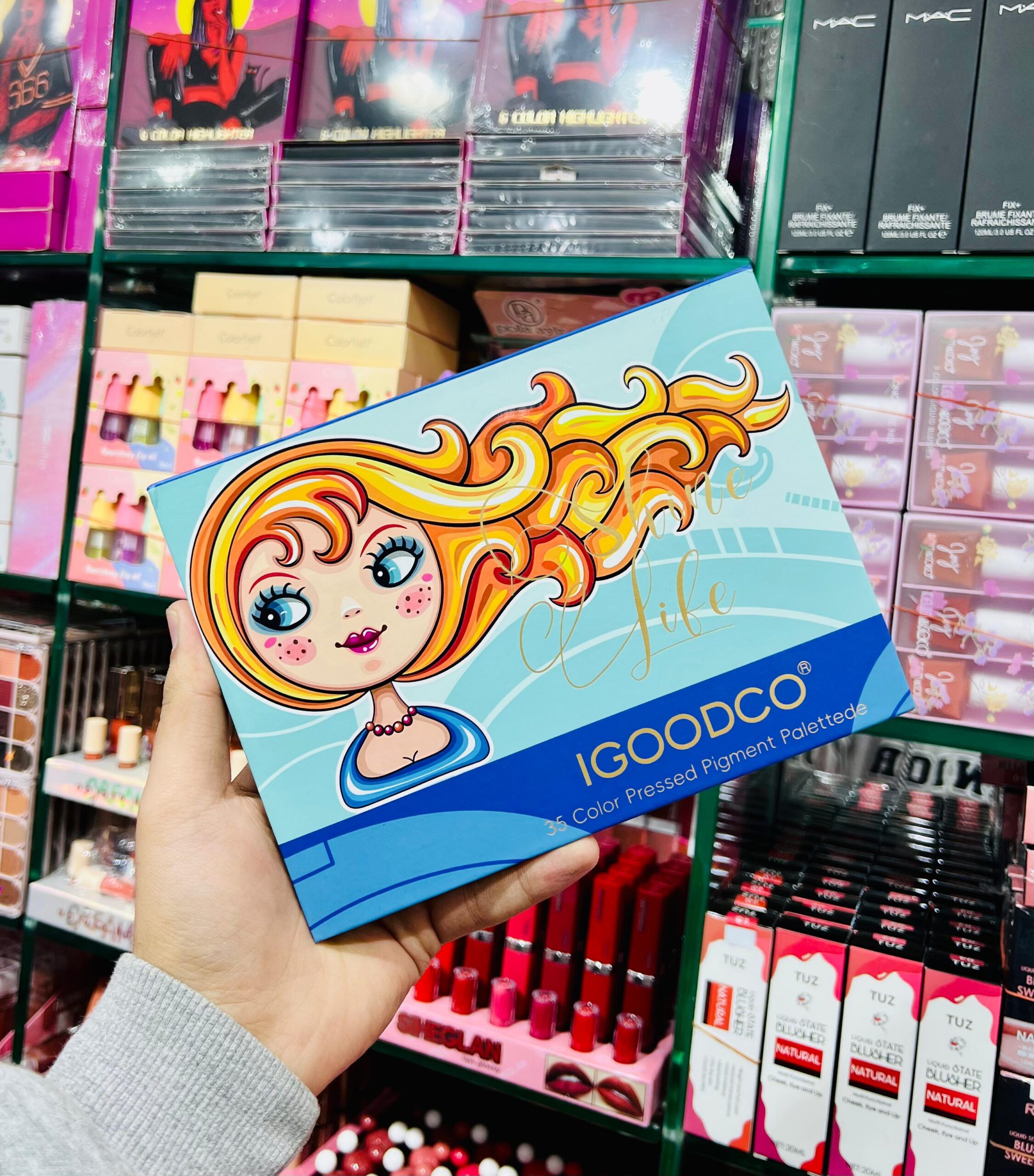 IGOODCO 35 Colours Pressed Pigment Eyeshadow Palette β Matte & Shimmer Shades - Image 2